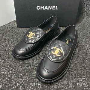 Chanel Women's Black Loafers